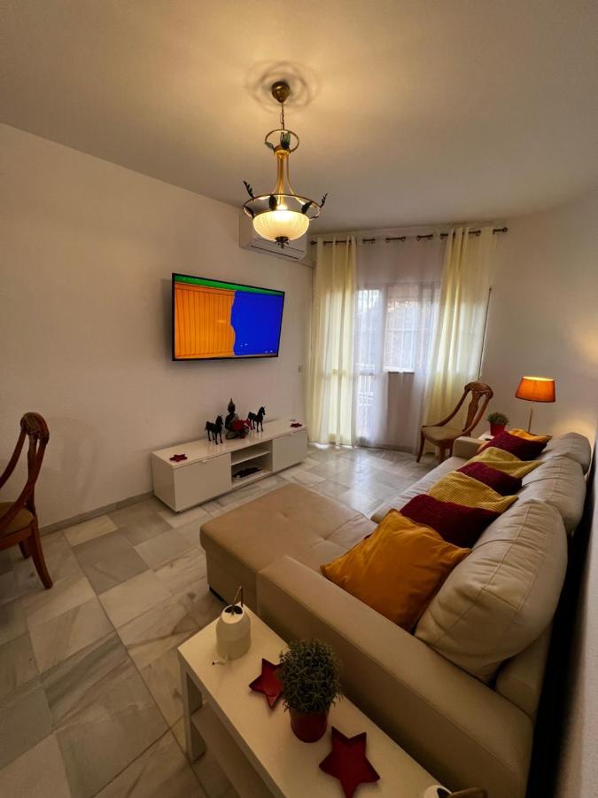 Synergy Apartment, 2 Bedroom, City Center By Namaste Elite Torremolinos Extérieur photo